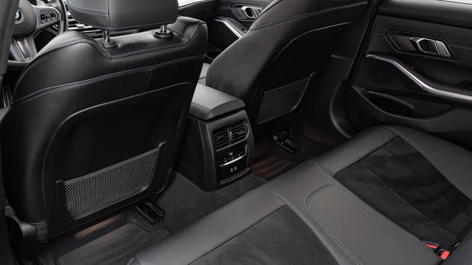 BMW Seria 3 318i M Sport aut