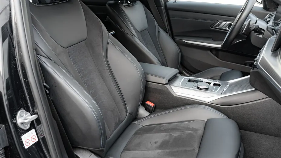 BMW Seria 3 318i M Sport aut