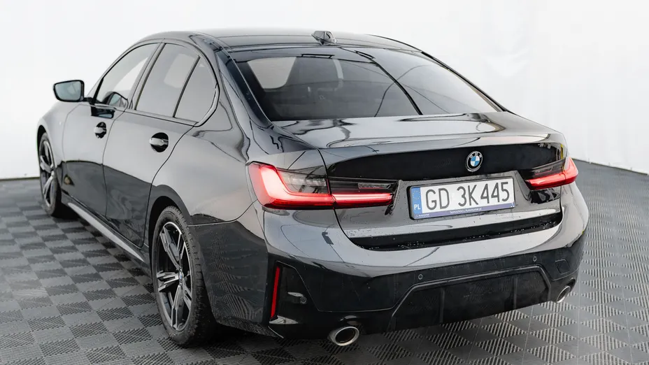 BMW Seria 3 318i M Sport aut