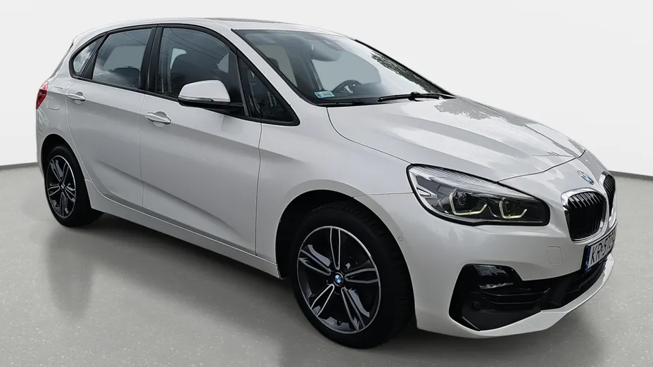 BMW Seria 2 218d Sport Line aut