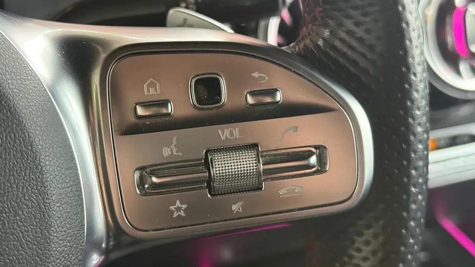 MERCEDES-BENZ GLB GLB 200 4-Matic AMG Line 8G-DCT