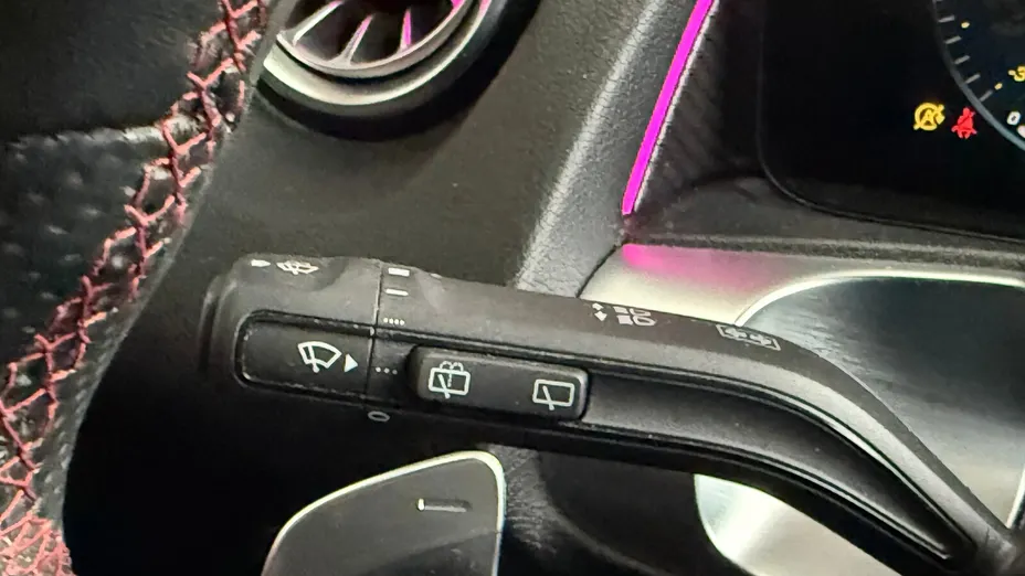 MERCEDES-BENZ GLB GLB 200 4-Matic AMG Line 8G-DCT