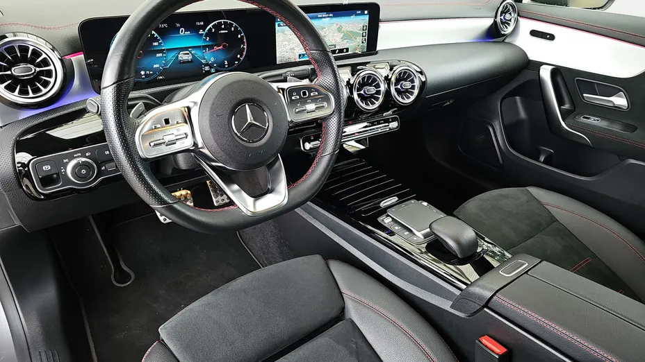 MERCEDES-BENZ CLA CLA 200 AMG Line 7G-DCT