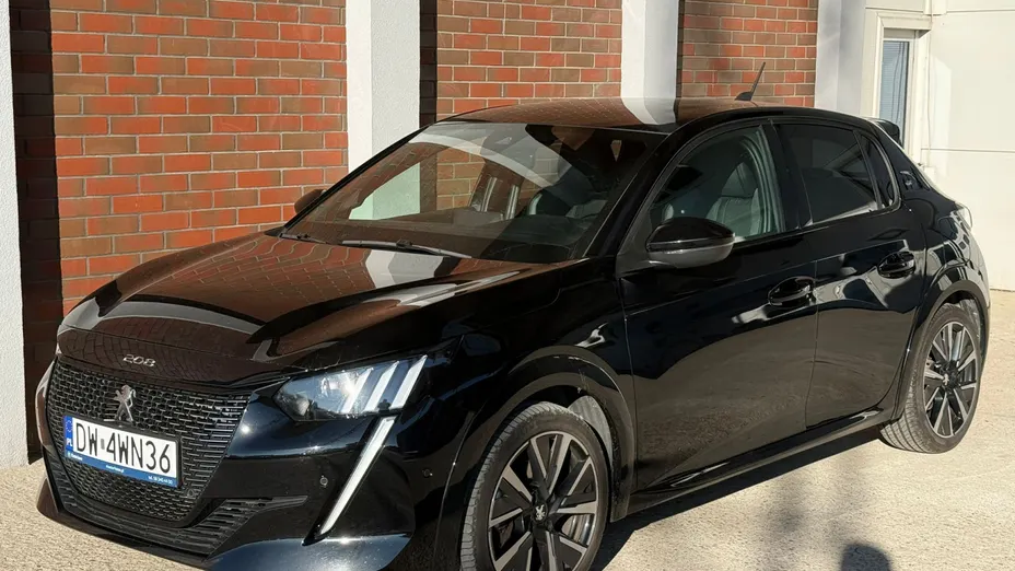 PEUGEOT 208 208 1.2 PureTech GT S&S EAT8