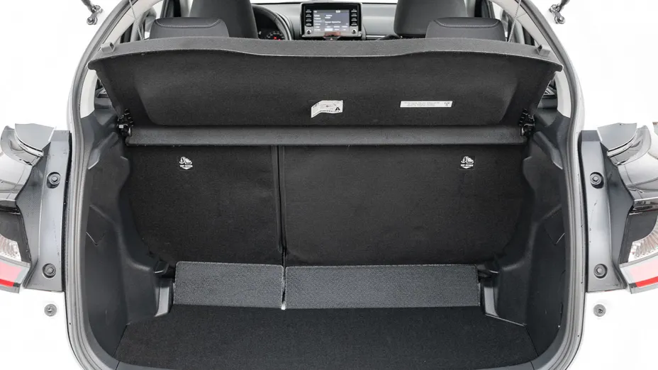TOYOTA Yaris Yaris 1.5 Comfort