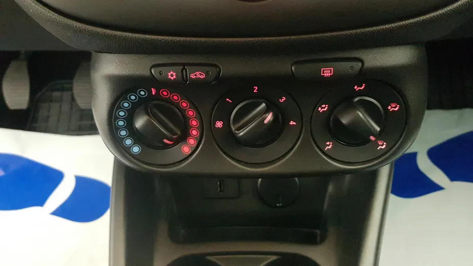 OPEL Corsa Corsa 1.4 Enjoy