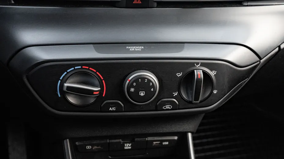 HYUNDAI i20 i20 1.2 Pure