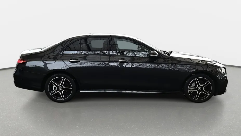 MERCEDES-BENZ E Klasa E 220 d 4-Matic AMG