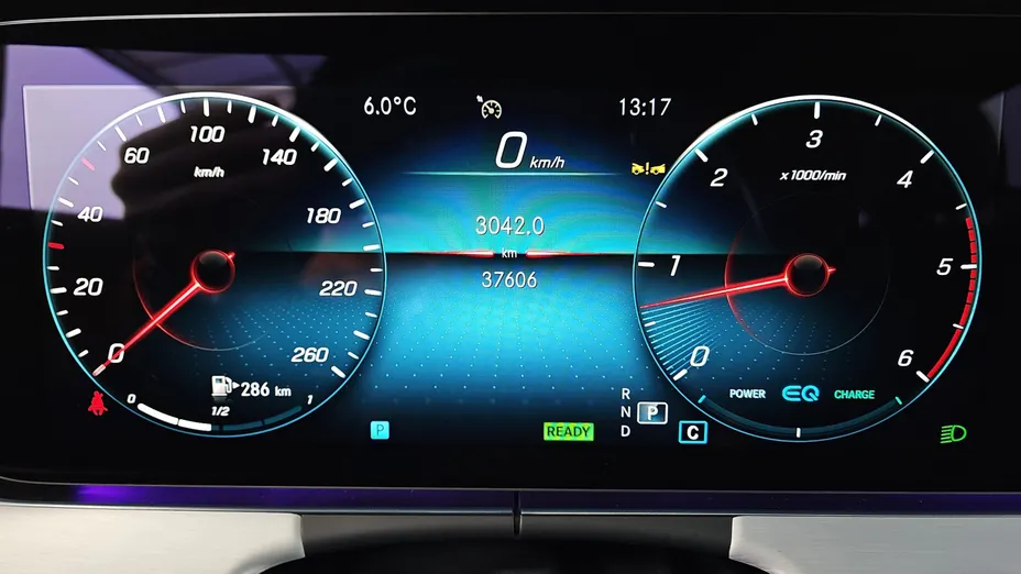 MERCEDES-BENZ E Klasa E 220 d 4-Matic AMG