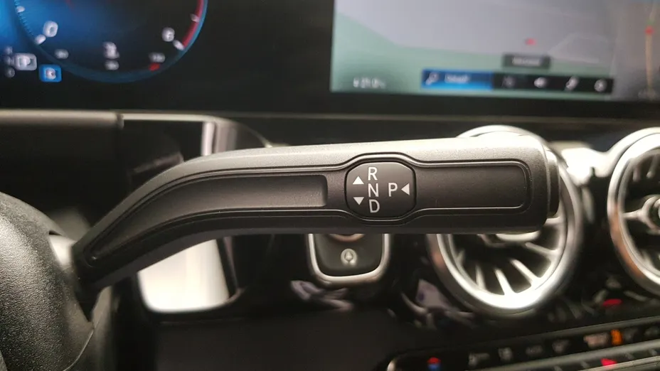 MERCEDES-BENZ GLA GLA 200 d 4-Matic Progressive