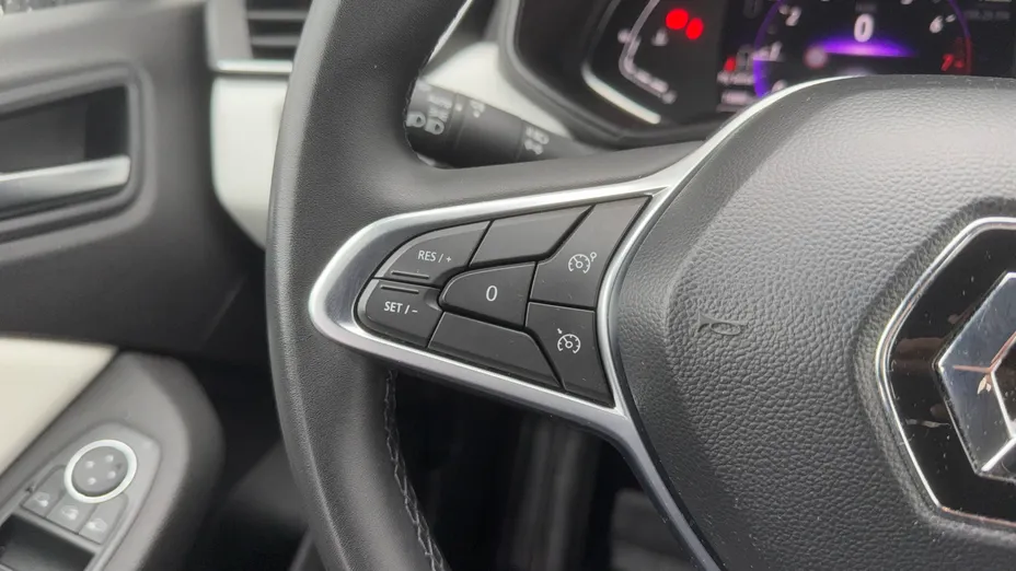 RENAULT Clio Clio 1.0 TCe Techno LPG