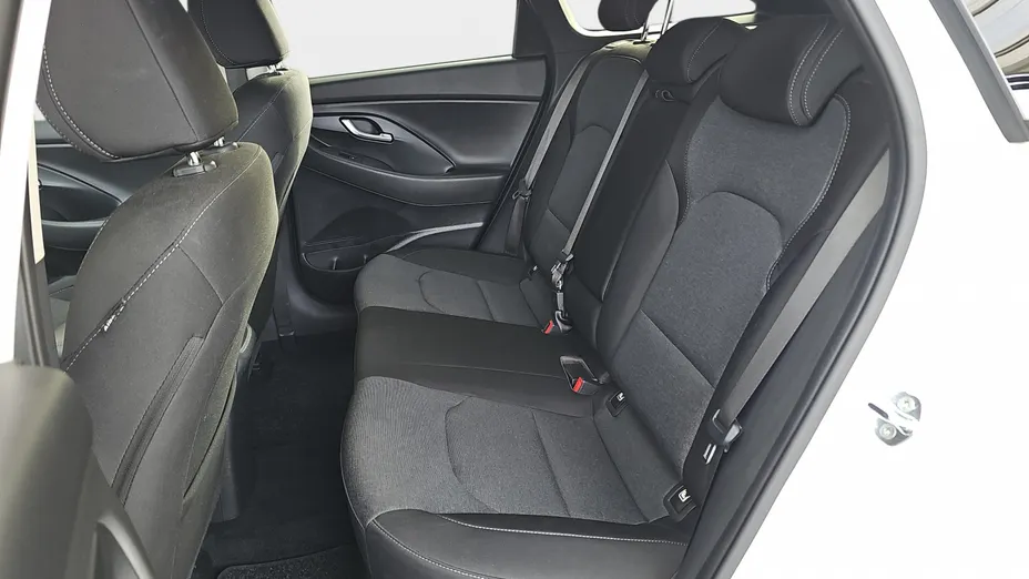 HYUNDAI i30 i30 1.0 T-GDI Smart