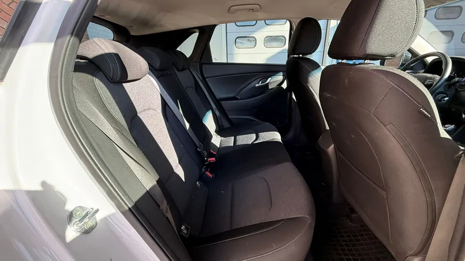 HYUNDAI i30 i30 1.0 T-GDI Smart