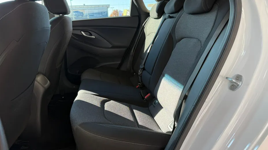 HYUNDAI i30 i30 1.0 T-GDI Smart