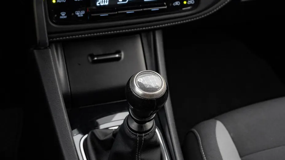 TOYOTA Auris Auris 1.6 Premium