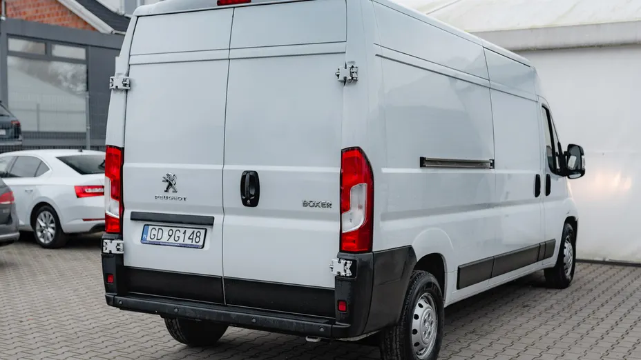 PEUGEOT Boxer Boxer 435 BlueHDi L3H2