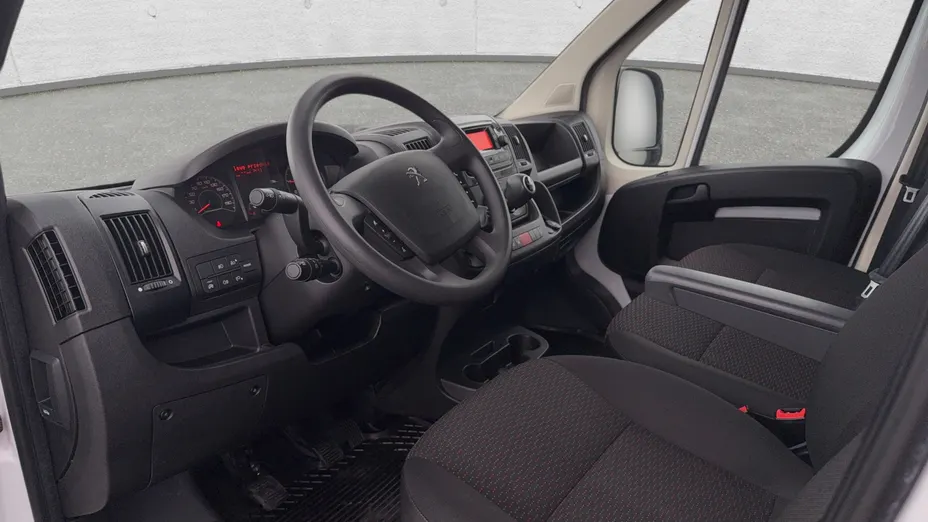 PEUGEOT Boxer Boxer 435 BlueHDi L3H2