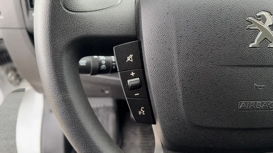 PEUGEOT Boxer Boxer 435 BlueHDi L3H2