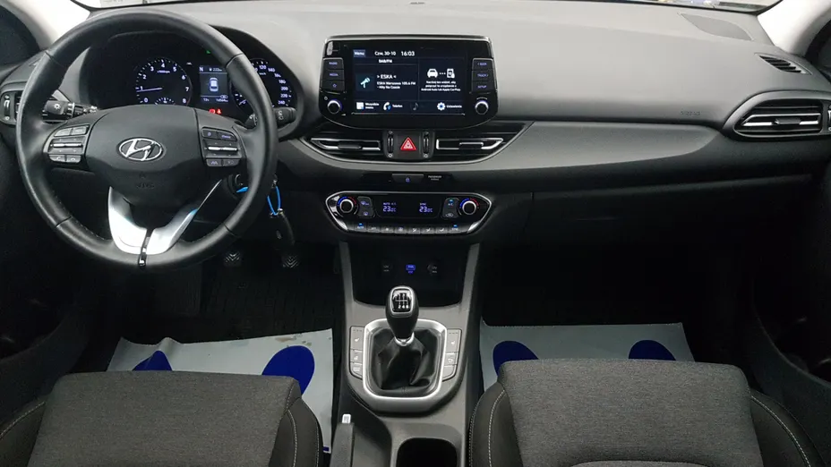 HYUNDAI i30 i30 1.5 T-GDI 48V Smart