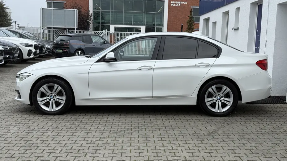 BMW Seria 3 320d xDrive Sport Line aut