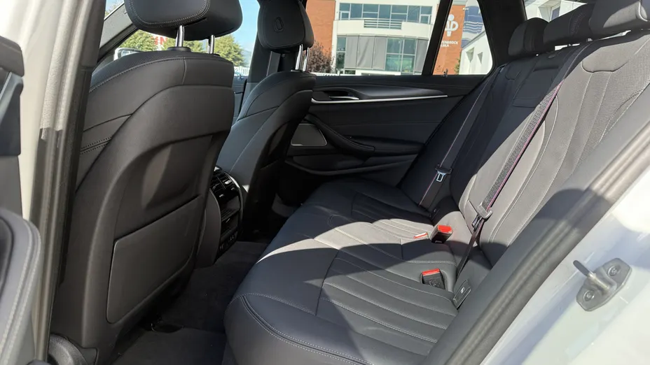 BMW Seria 5 520d xDrive mHEV M Sport sport-aut