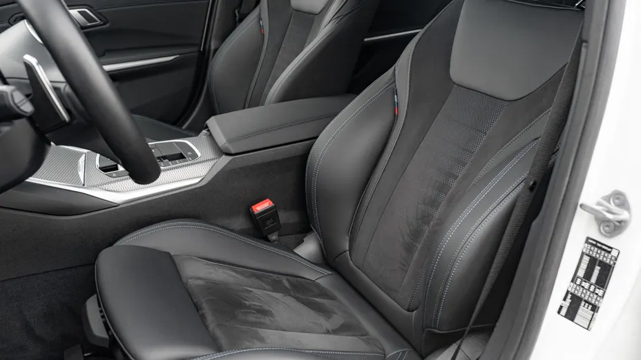 BMW Seria 3 318i M Sport aut