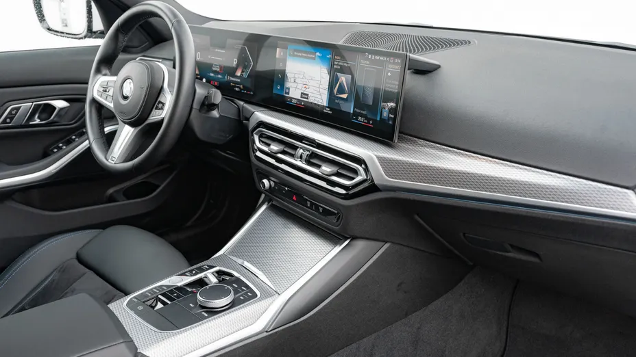 BMW Seria 3 318i M Sport aut