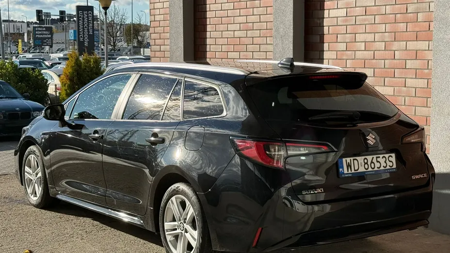 SUZUKI Swace Swace 1.8 Hybrid Premium Plus CVT