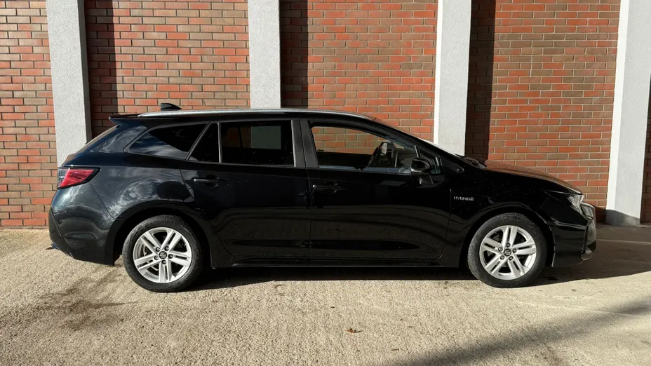 SUZUKI Swace Swace 1.8 Hybrid Premium Plus CVT