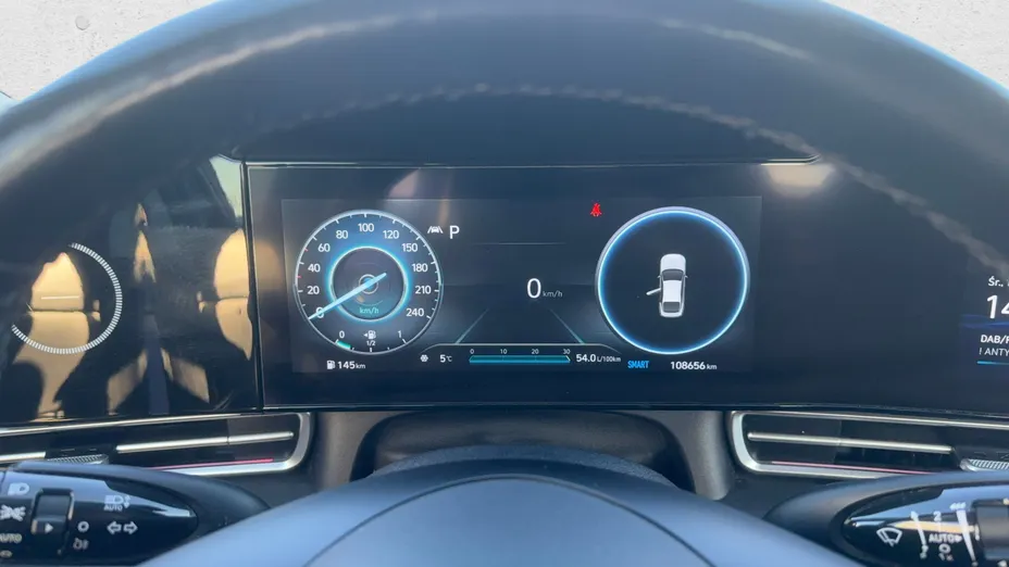 HYUNDAI Elantra Elantra 1.6 Executive CVT