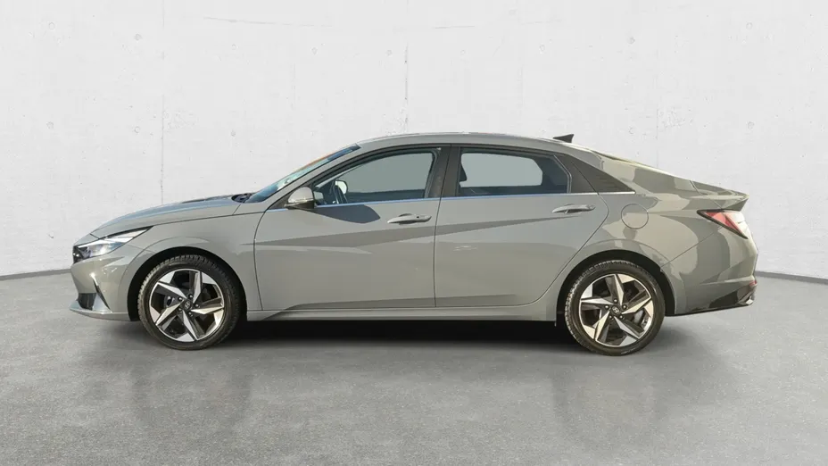HYUNDAI Elantra Elantra 1.6 Executive CVT