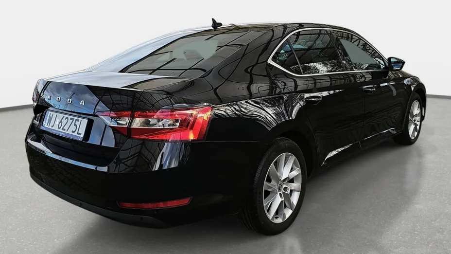 SKODA Superb Superb 2.0 TDI SCR Ambition DSG