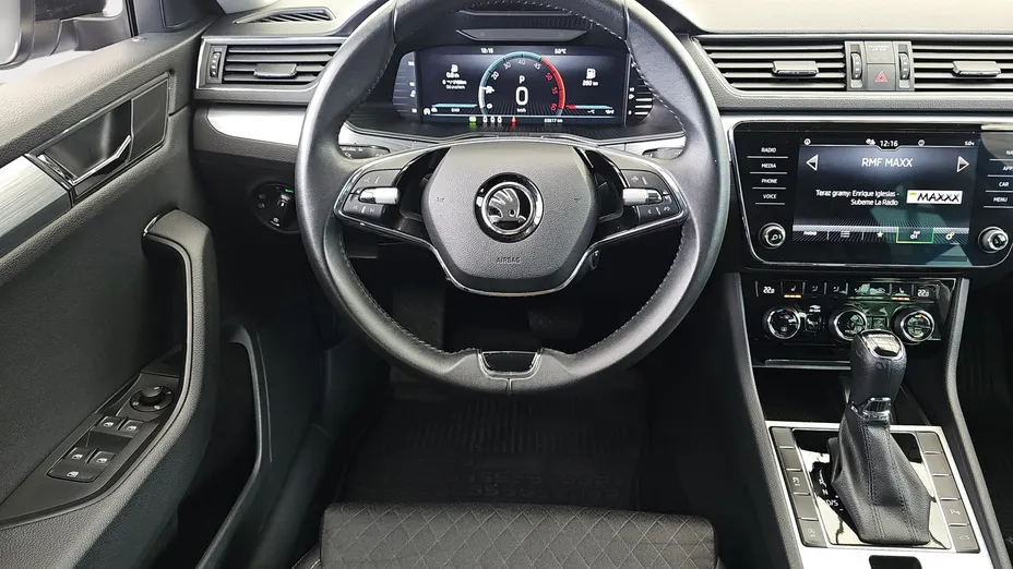 SKODA Superb Superb 2.0 TDI SCR Ambition DSG