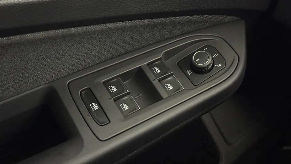 VOLKSWAGEN Golf Golf VIII 2.0 TDI Life