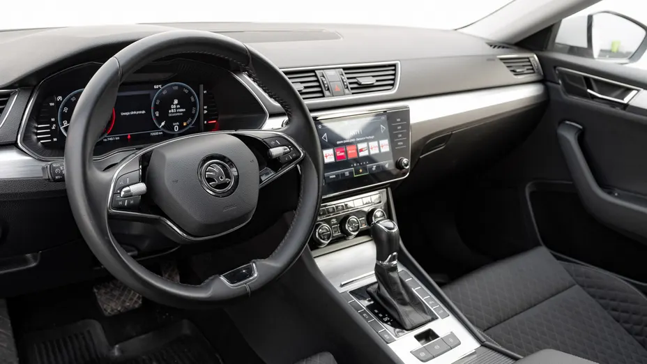 SKODA Superb Superb 2.0 TDI SCR Ambition DSG