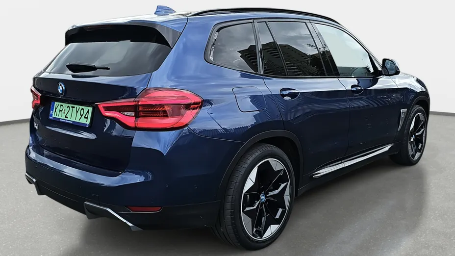 BMW iX3 iX3