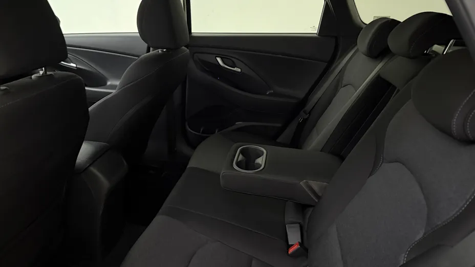 HYUNDAI i30 i30 1.5 T-GDI 48V Smart