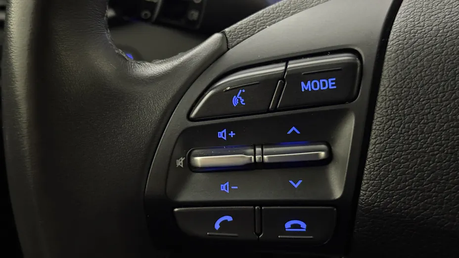 HYUNDAI i30 i30 1.5 T-GDI 48V Smart