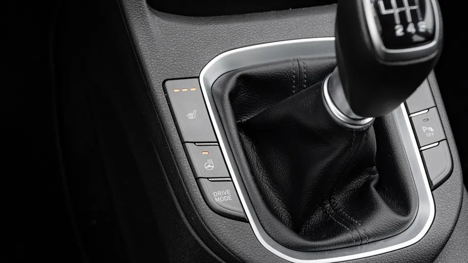 HYUNDAI i30 i30 1.5 T-GDI 48V Smart