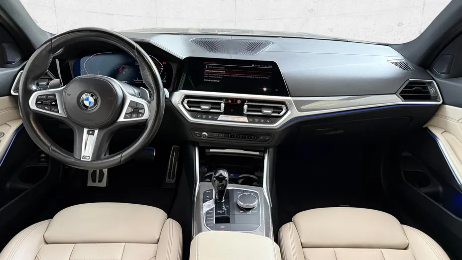 BMW Seria 3 330i xDrive M Sport sport-aut