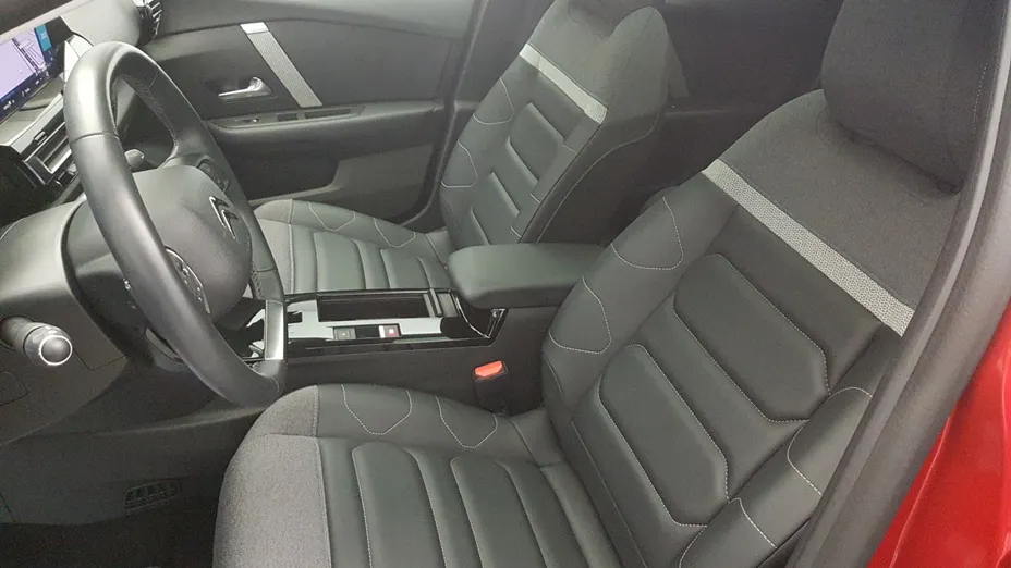 CITROEN C4 e-C4 EV136 50kWh Shine