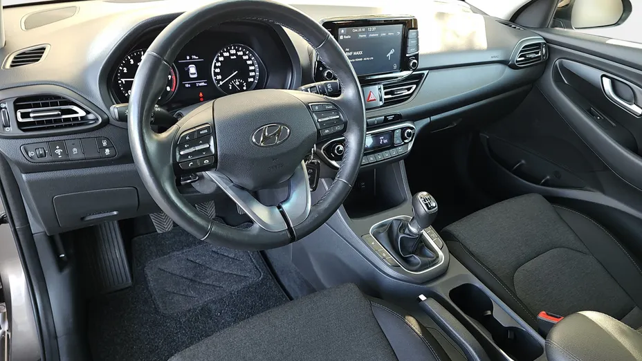 HYUNDAI i30 i30 1.0 T-GDI Smart