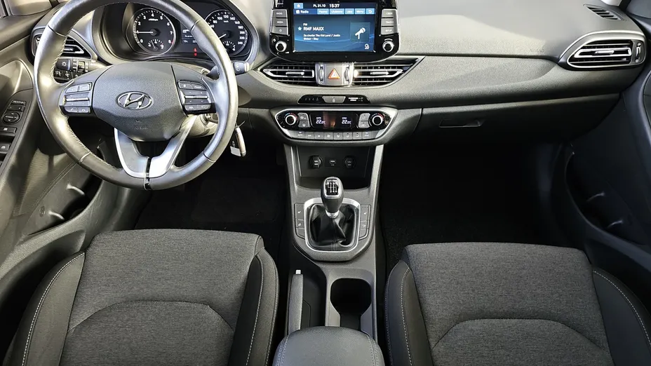 HYUNDAI i30 i30 1.0 T-GDI Smart