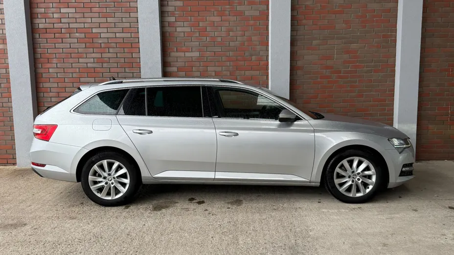 SKODA Superb Superb 2.0 TDI SCR Ambition DSG