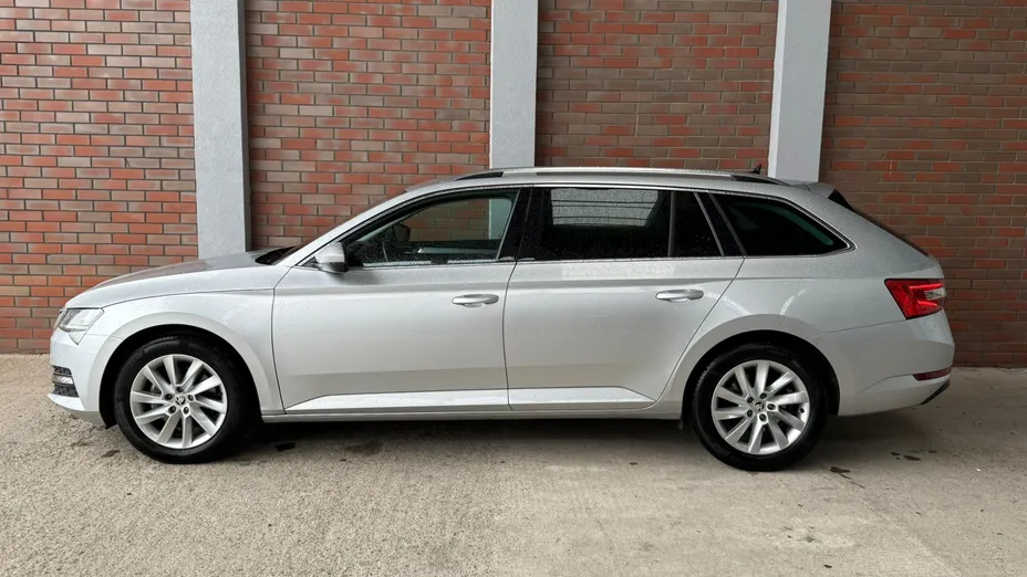 SKODA Superb Superb 2.0 TDI SCR Ambition DSG