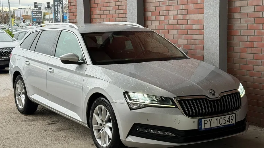 SKODA Superb Superb 2.0 TDI SCR Ambition DSG
