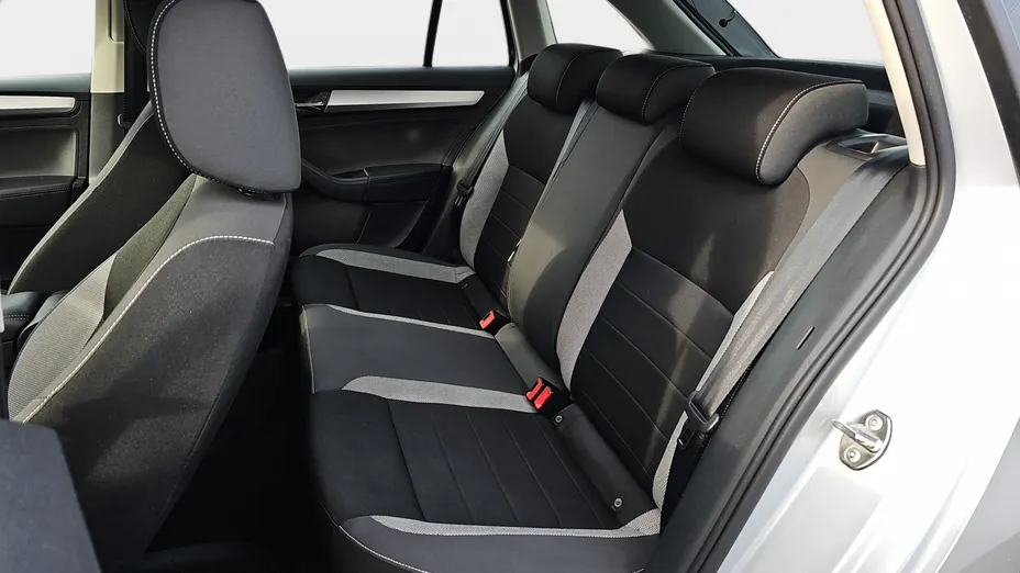 SKODA Rapid Rapid Spb. 1.0 TSI Ambition