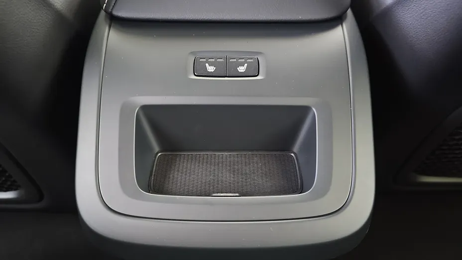 VOLVO V60 V60 B5 B AWD Plus Dark aut