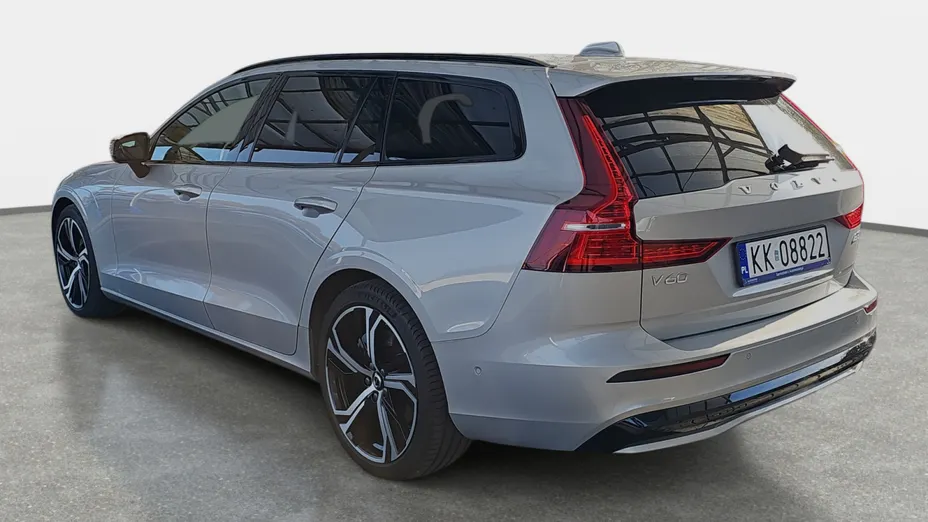 VOLVO V60 V60 B5 B AWD Plus Dark aut