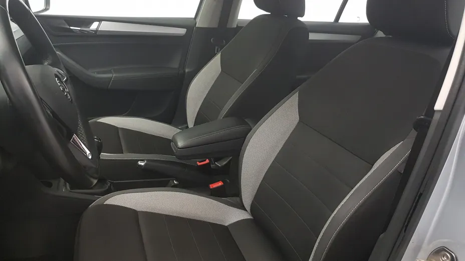 SKODA Rapid Rapid Spb. 1.0 TSI Ambition